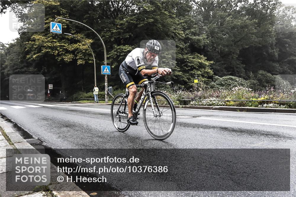 13.09.2026 - Stadtparktriathlon H.Heesch http://msf.ph/oto/10376386 13.09.2026 09:24:18 Radfahren 94 meine-sportfotos.de
