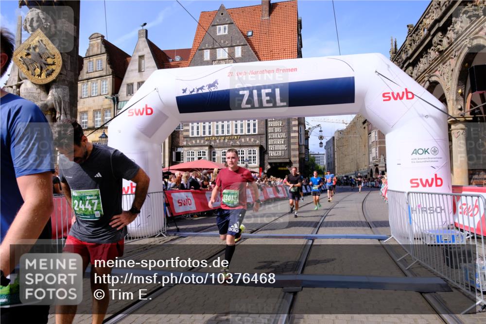 13.09.2026 - 21. swb-Marathon Bremen Tim E. http://msf.ph/oto/10376468 13.09.2026 13:12:35 Ziel 899, 2447, 3362, 3830, 5940, 6107, 6739, 7328, 7521, 8981, 13013 meine-sportfotos.de