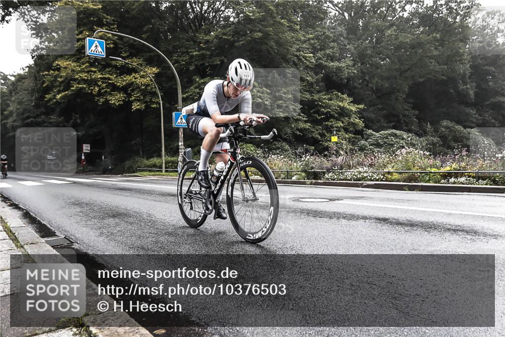 13.09.2026 - Stadtparktriathlon H.Heesch http://msf.ph/oto/10376503 13.09.2026 09:25:46 Radfahren 86, 191 meine-sportfotos.de