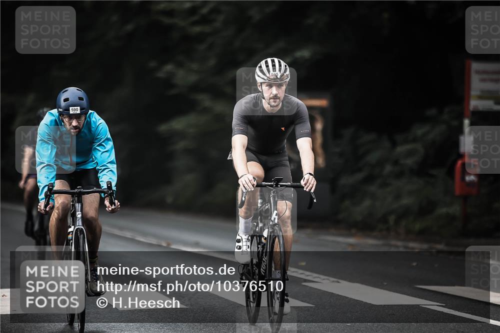 13.09.2026 - Stadtparktriathlon H.Heesch http://msf.ph/oto/10376510 13.09.2026 10:58:01 Radfahren 378, 508, 514, 590, 595, 597, 702 meine-sportfotos.de