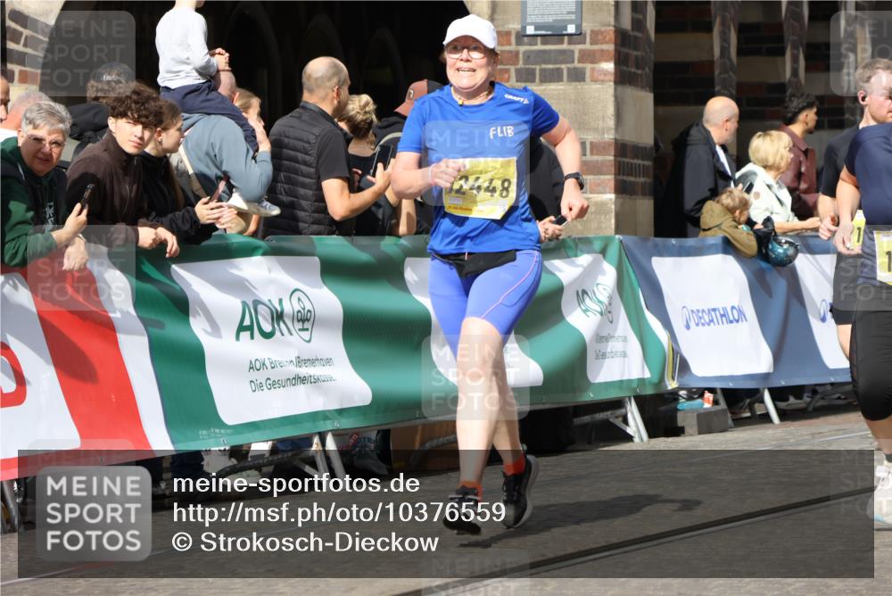 13.09.2026 - 21. swb-Marathon Bremen Strokosch-Dieckow http://msf.ph/oto/10376559 13.09.2026 11:03:05 Ziel 10190, 10296, 10633, 10783, 10945, 10954, 10955, 10985, 11096, 11107, 11261, 11564, 11662, 11701, 11719, 11730, 11776, 11785, 12071, 12154, 12247, 12429, 12451, 12465, 10092, 10150, 10195, 10237, 10528, 10531, 10598, 10724, 10727, 10959, 11070, 11493, 11676, 11830, 11836, 12068, 12184, 12185, 12214 meine-sportfotos.de
