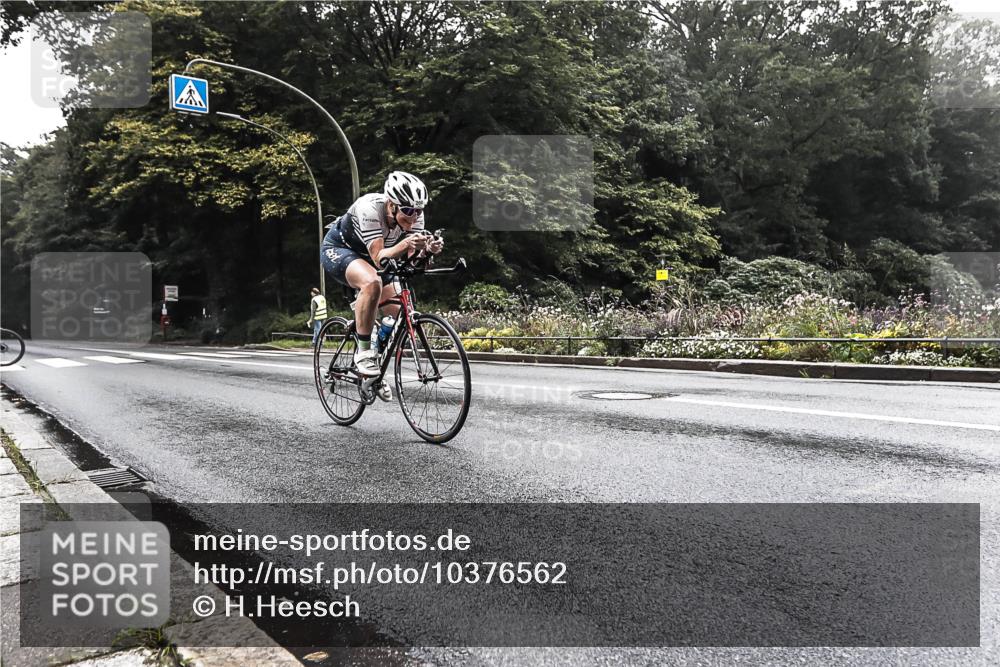 13.09.2026 - Stadtparktriathlon H.Heesch http://msf.ph/oto/10376562 13.09.2026 09:26:24 Radfahren 187, 200 meine-sportfotos.de