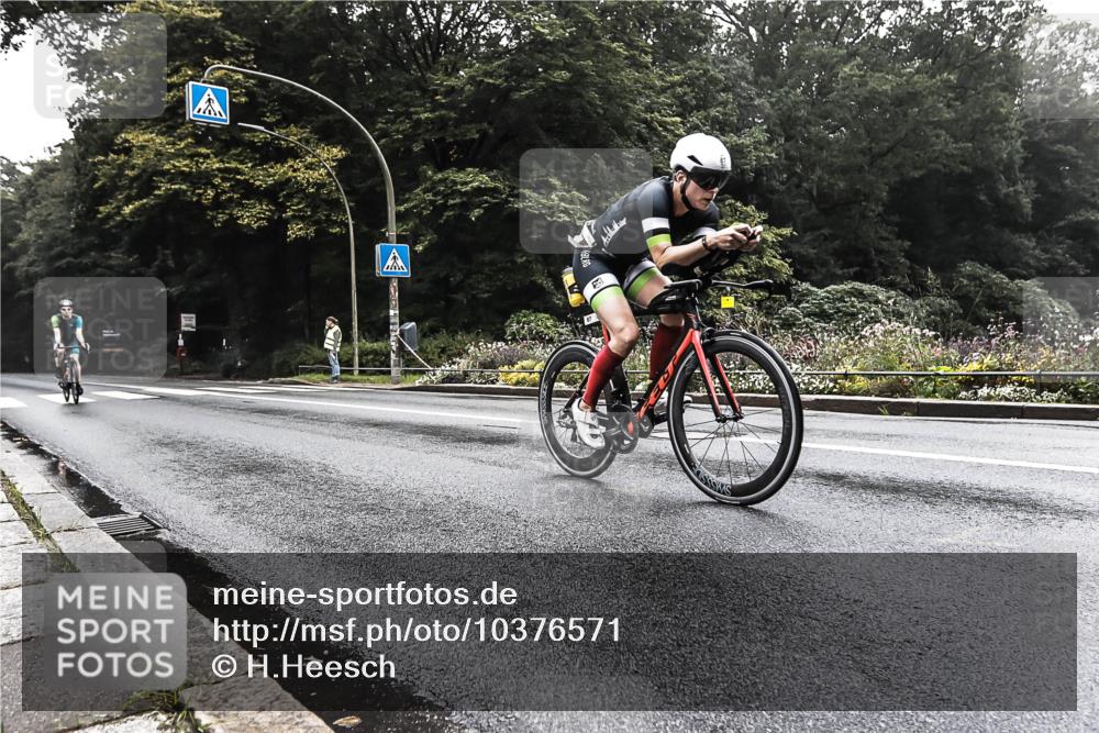 13.09.2026 - Stadtparktriathlon H.Heesch http://msf.ph/oto/10376571 13.09.2026 09:26:37 Radfahren 87, 171 meine-sportfotos.de
