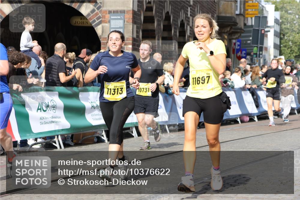 13.09.2026 - 21. swb-Marathon Bremen Strokosch-Dieckow http://msf.ph/oto/10376622 13.09.2026 11:03:07 Ziel 10190, 10296, 10633, 10783, 10945, 10954, 10955, 10985, 11096, 11107, 11261, 11564, 11662, 11697, 11701, 11719, 11730, 11776, 11785, 12071, 12154, 12247, 12429, 12451, 12465, 10092, 10150, 10195, 10237, 10531, 10724, 10727, 10959, 11070, 11493, 11676, 11830, 12068, 12184, 12185 meine-sportfotos.de