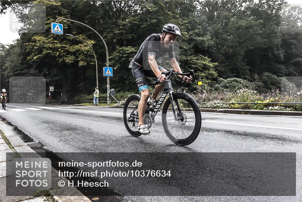 13.09.2026 - Stadtparktriathlon H.Heesch http://msf.ph/oto/10376634 13.09.2026 09:27:08 Radfahren 82, 88 meine-sportfotos.de