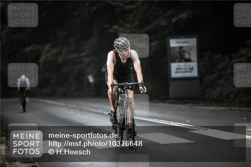 13.09.2026 - Stadtparktriathlon H.Heesch http://msf.ph/oto/10376648 13.09.2026 10:58:13 Radfahren 488, 528, 644 meine-sportfotos.de