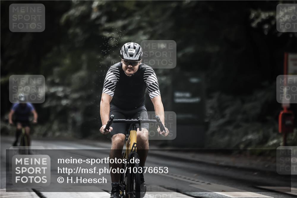 13.09.2026 - Stadtparktriathlon H.Heesch http://msf.ph/oto/10376653 13.09.2026 12:17:44 Radfahren 841, 1000, 1016, 1096, 1124, 1141 meine-sportfotos.de