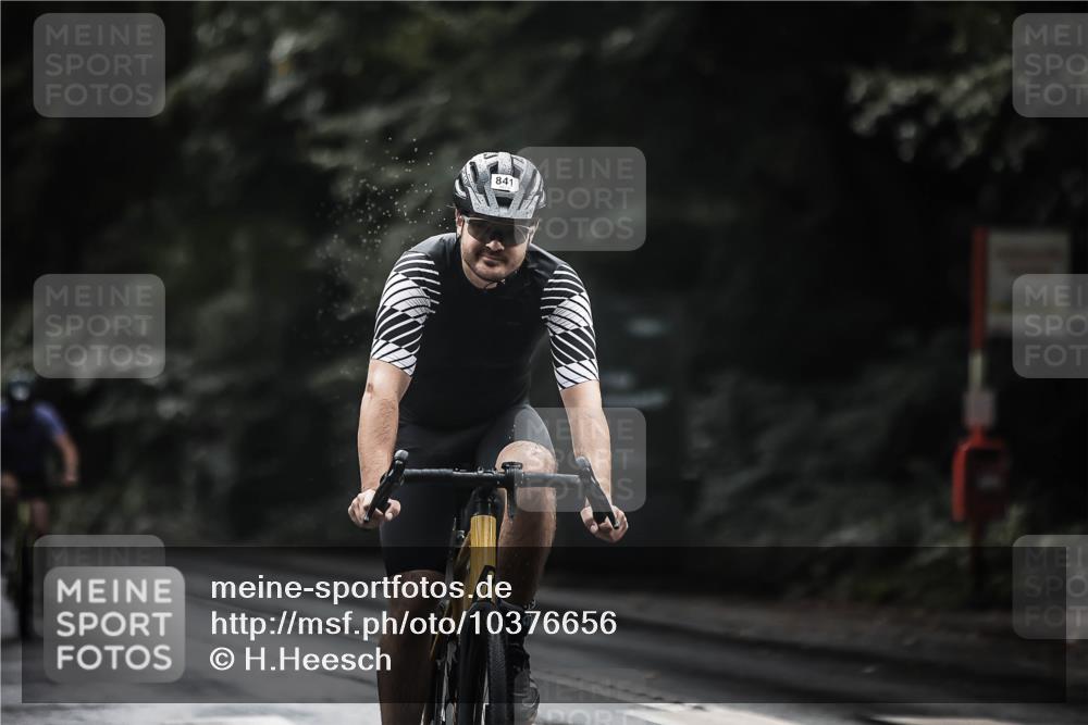 13.09.2026 - Stadtparktriathlon H.Heesch http://msf.ph/oto/10376656 13.09.2026 12:17:44 Radfahren 841, 1000, 1016, 1096, 1124, 1141 meine-sportfotos.de
