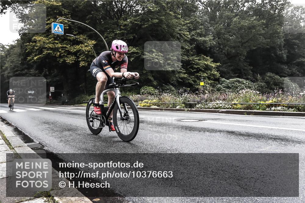 13.09.2026 - Stadtparktriathlon H.Heesch http://msf.ph/oto/10376663 13.09.2026 09:27:18 Radfahren 105, 110, 112, 141, 153 meine-sportfotos.de