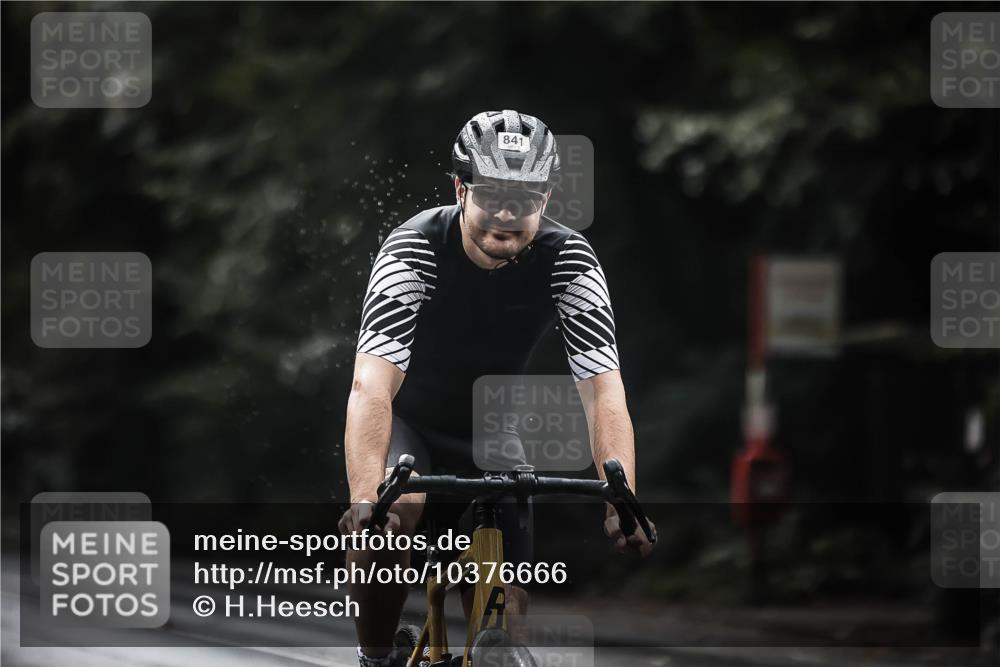 13.09.2026 - Stadtparktriathlon H.Heesch http://msf.ph/oto/10376666 13.09.2026 12:17:44 Radfahren 841, 1000, 1016, 1096, 1124, 1141 meine-sportfotos.de