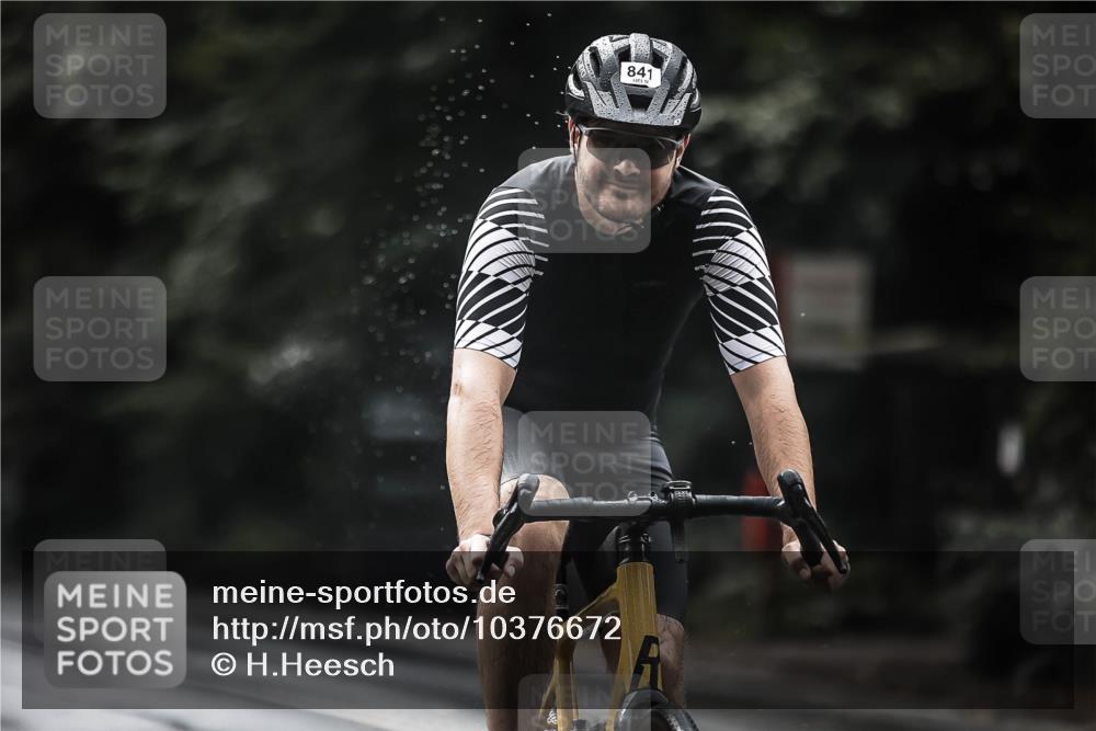 13.09.2026 - Stadtparktriathlon H.Heesch http://msf.ph/oto/10376672 13.09.2026 12:17:45 Radfahren 841, 1000, 1016, 1096, 1124, 1141 meine-sportfotos.de