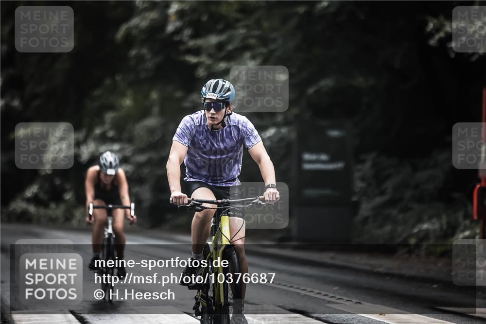 13.09.2026 - Stadtparktriathlon H.Heesch http://msf.ph/oto/10376687 13.09.2026 12:17:47 Radfahren 841, 1000, 1016, 1096, 1124 meine-sportfotos.de