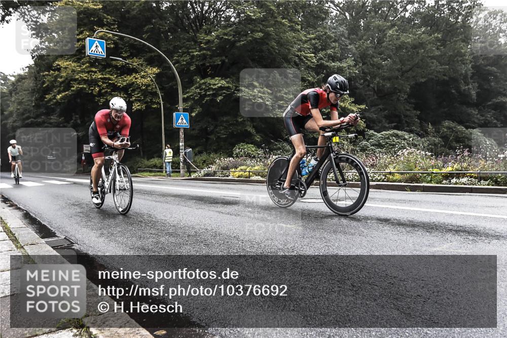 13.09.2026 - Stadtparktriathlon H.Heesch http://msf.ph/oto/10376692 13.09.2026 09:27:24 Radfahren 92, 99, 105, 121, 130, 155 meine-sportfotos.de