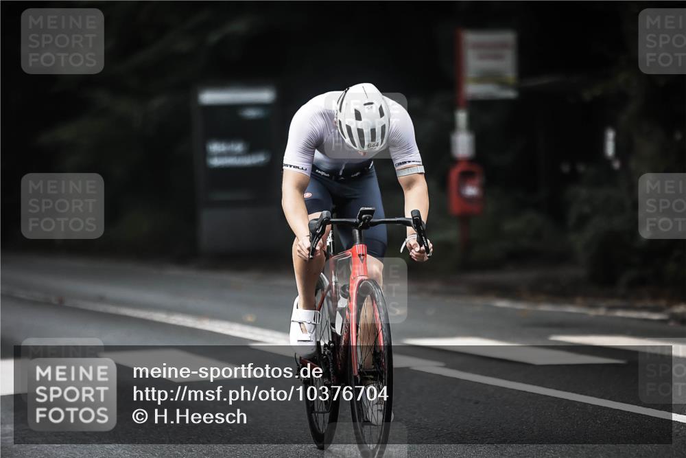 13.09.2026 - Stadtparktriathlon H.Heesch http://msf.ph/oto/10376704 13.09.2026 10:58:18 Radfahren 528, 644 meine-sportfotos.de