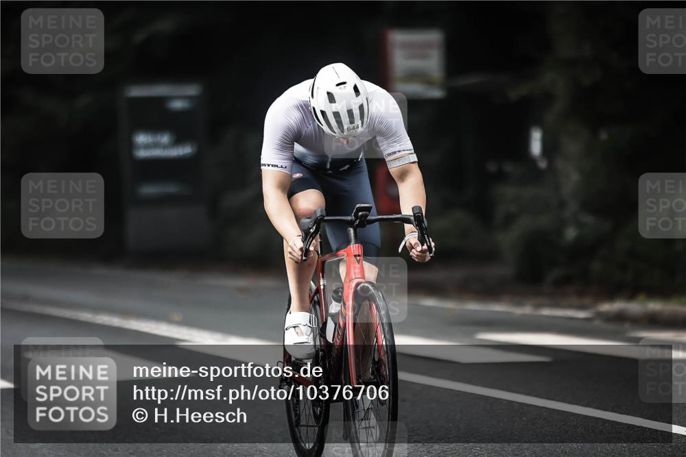 13.09.2026 - Stadtparktriathlon H.Heesch http://msf.ph/oto/10376706 13.09.2026 10:58:18 Radfahren 528, 644 meine-sportfotos.de