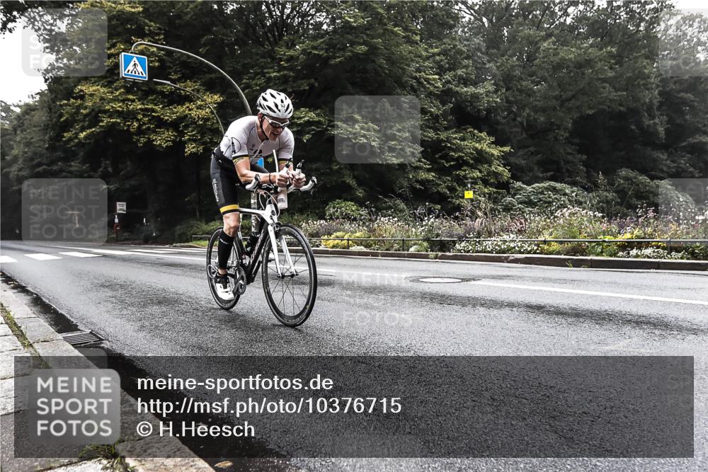 13.09.2026 - Stadtparktriathlon H.Heesch http://msf.ph/oto/10376715 13.09.2026 09:27:27 Radfahren 92, 99, 130, 155 meine-sportfotos.de