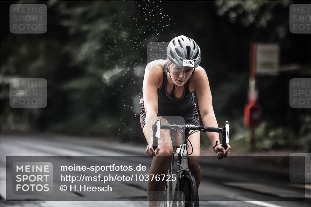 13.09.2026 - Stadtparktriathlon H.Heesch http://msf.ph/oto/10376725 13.09.2026 12:17:49 Radfahren 841, 964, 1000, 1096 meine-sportfotos.de