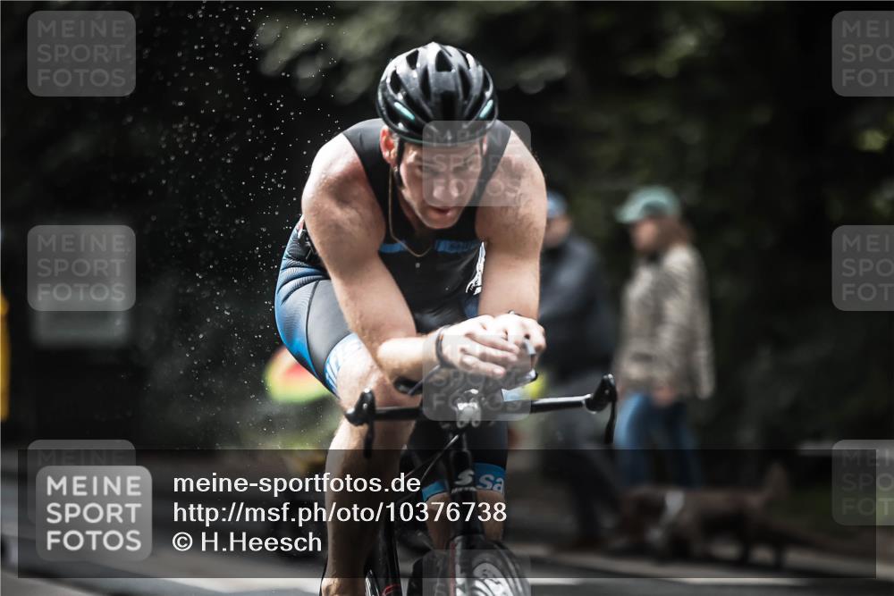 13.09.2026 - Stadtparktriathlon H.Heesch http://msf.ph/oto/10376738 13.09.2026 12:17:54 Radfahren 964, 1000, 1096 meine-sportfotos.de