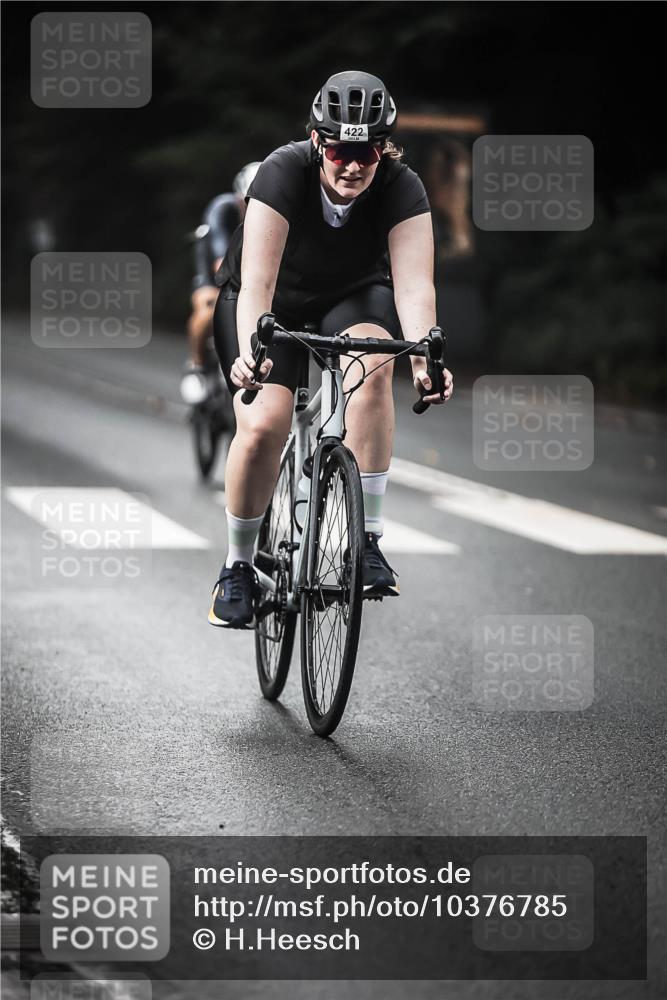 13.09.2026 - Stadtparktriathlon H.Heesch http://msf.ph/oto/10376785 13.09.2026 10:58:27 Radfahren 386, 422, 430, 603, 633, 639, 686 meine-sportfotos.de
