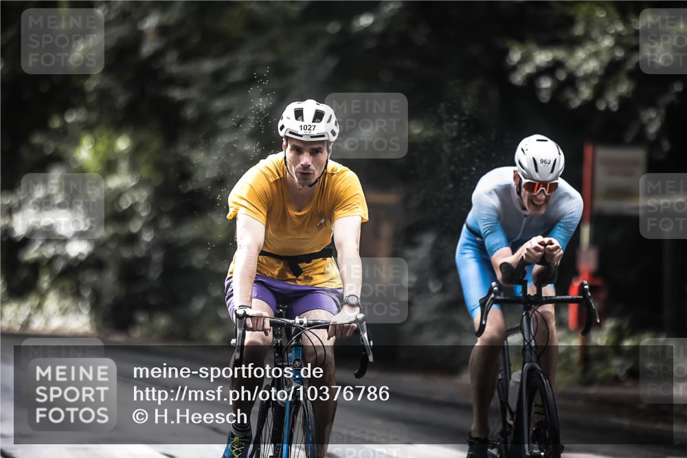 13.09.2026 - Stadtparktriathlon H.Heesch http://msf.ph/oto/10376786 13.09.2026 12:18:06 Radfahren 962, 1027, 1036, 1073 meine-sportfotos.de