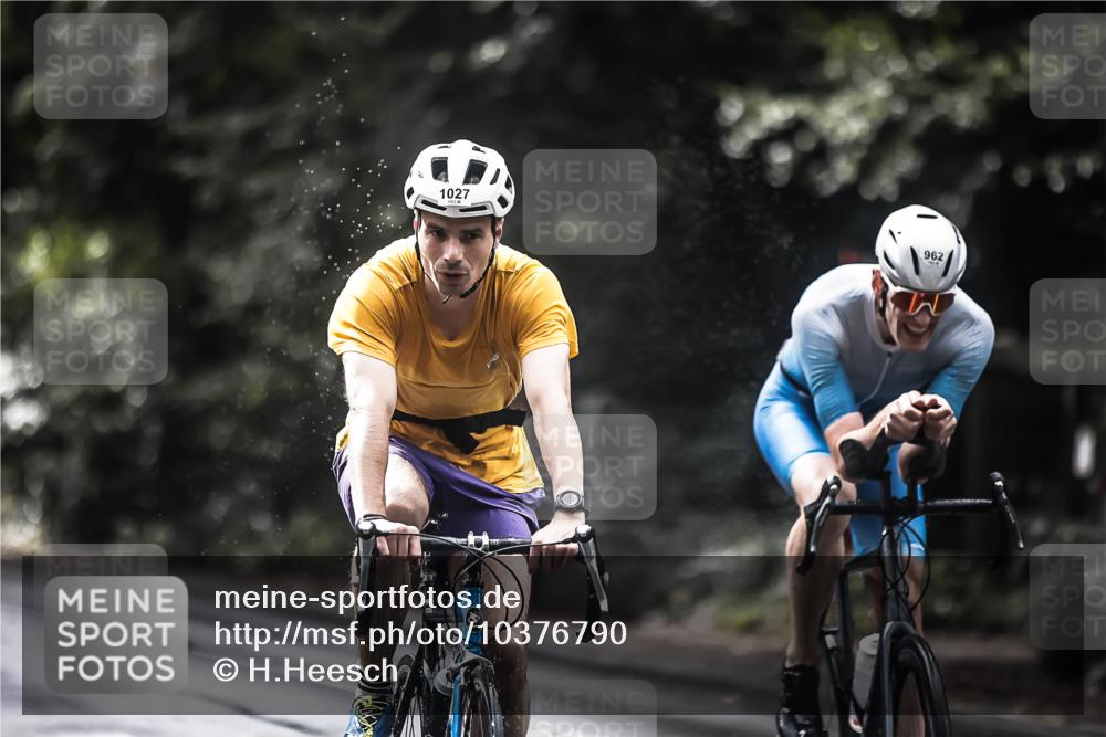 13.09.2026 - Stadtparktriathlon H.Heesch http://msf.ph/oto/10376790 13.09.2026 12:18:06 Radfahren 962, 1027, 1036, 1073 meine-sportfotos.de