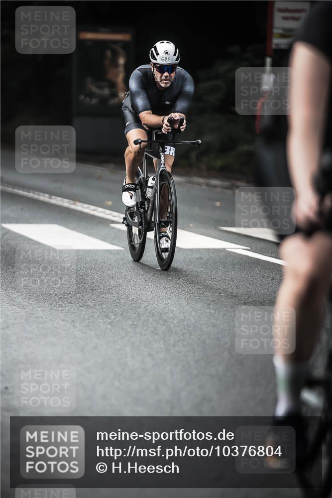 13.09.2026 - Stadtparktriathlon H.Heesch http://msf.ph/oto/10376804 13.09.2026 10:58:28 Radfahren 386, 422, 430, 461, 603, 633, 639, 686 meine-sportfotos.de