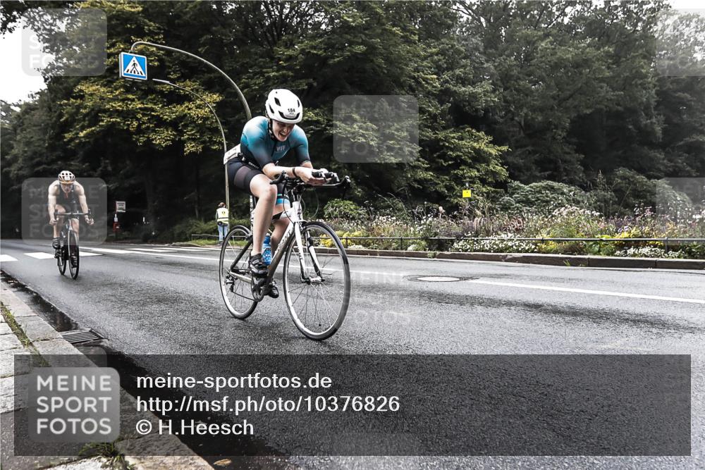 13.09.2026 - Stadtparktriathlon H.Heesch http://msf.ph/oto/10376826 13.09.2026 09:28:39 Radfahren 106, 158, 184 meine-sportfotos.de