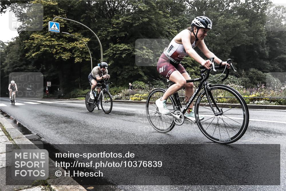 13.09.2026 - Stadtparktriathlon H.Heesch http://msf.ph/oto/10376839 13.09.2026 09:28:45 Radfahren 81, 154, 167 meine-sportfotos.de