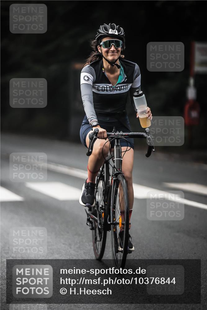 13.09.2026 - Stadtparktriathlon H.Heesch http://msf.ph/oto/10376844 13.09.2026 10:58:30 Radfahren 363, 386, 422, 430, 461, 602, 603, 633, 639, 686, 687 meine-sportfotos.de