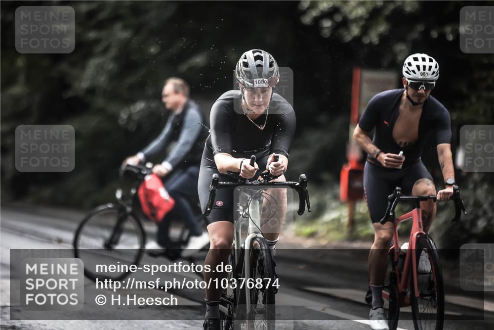 13.09.2026 - Stadtparktriathlon H.Heesch http://msf.ph/oto/10376874 13.09.2026 12:18:16 Radfahren 928, 981, 1036, 1048, 1073, 1089, 1167 meine-sportfotos.de