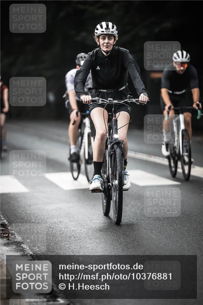 13.09.2026 - Stadtparktriathlon H.Heesch http://msf.ph/oto/10376881 13.09.2026 10:58:31 Radfahren 363, 386, 422, 430, 461, 502, 602, 603, 633, 639, 686, 687 meine-sportfotos.de