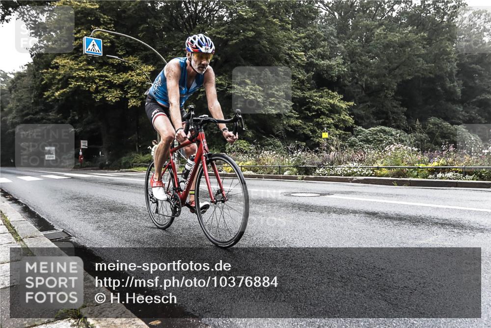 13.09.2026 - Stadtparktriathlon H.Heesch http://msf.ph/oto/10376884 13.09.2026 09:29:07 Radfahren 84, 178 meine-sportfotos.de