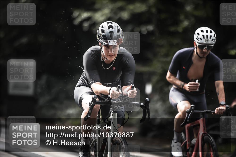 13.09.2026 - Stadtparktriathlon H.Heesch http://msf.ph/oto/10376887 13.09.2026 12:18:17 Radfahren 928, 981, 1036, 1048, 1073, 1089, 1167 meine-sportfotos.de