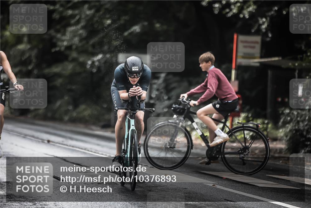 13.09.2026 - Stadtparktriathlon H.Heesch http://msf.ph/oto/10376893 13.09.2026 12:18:21 Radfahren 981, 987, 1048, 1089, 1167 meine-sportfotos.de