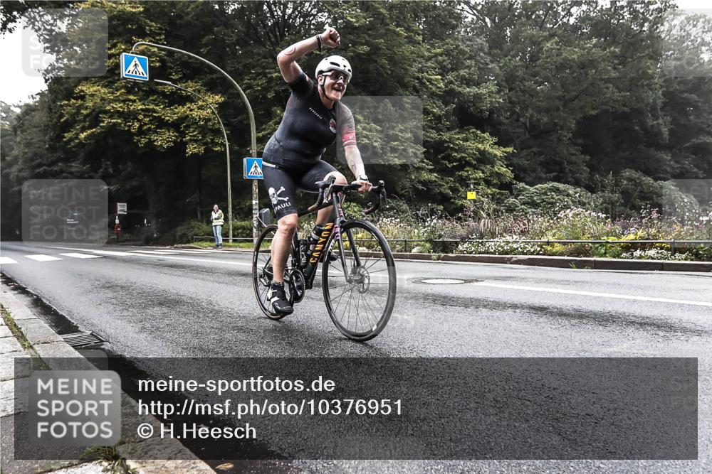 13.09.2026 - Stadtparktriathlon H.Heesch http://msf.ph/oto/10376951 13.09.2026 09:29:26 Radfahren 150, 163 meine-sportfotos.de