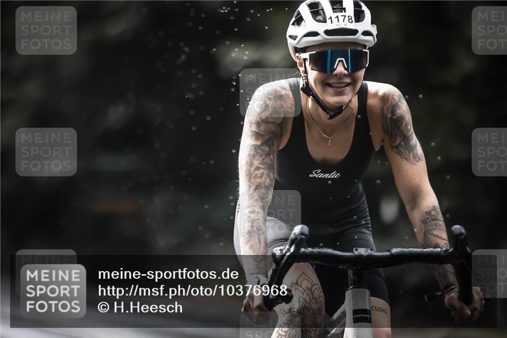 13.09.2026 - Stadtparktriathlon H.Heesch http://msf.ph/oto/10376968 13.09.2026 12:18:30 Radfahren 987, 1147, 1178 meine-sportfotos.de