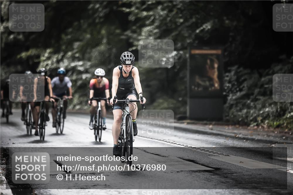 13.09.2026 - Stadtparktriathlon H.Heesch http://msf.ph/oto/10376980 13.09.2026 12:18:36 Radfahren 861, 1062, 1063, 1131, 1147, 1153 meine-sportfotos.de