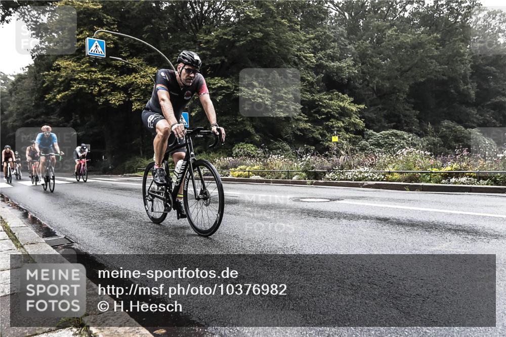 13.09.2026 - Stadtparktriathlon H.Heesch http://msf.ph/oto/10376982 13.09.2026 09:29:46 Radfahren 104, 117, 118, 161, 188, 201, 203 meine-sportfotos.de
