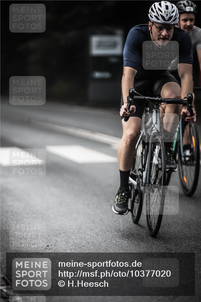 13.09.2026 - Stadtparktriathlon H.Heesch http://msf.ph/oto/10377020 13.09.2026 10:58:38 Radfahren 363, 430, 442, 450, 461, 483, 499, 502, 573, 598, 602, 603, 621, 630, 632, 633, 634, 668, 687 meine-sportfotos.de