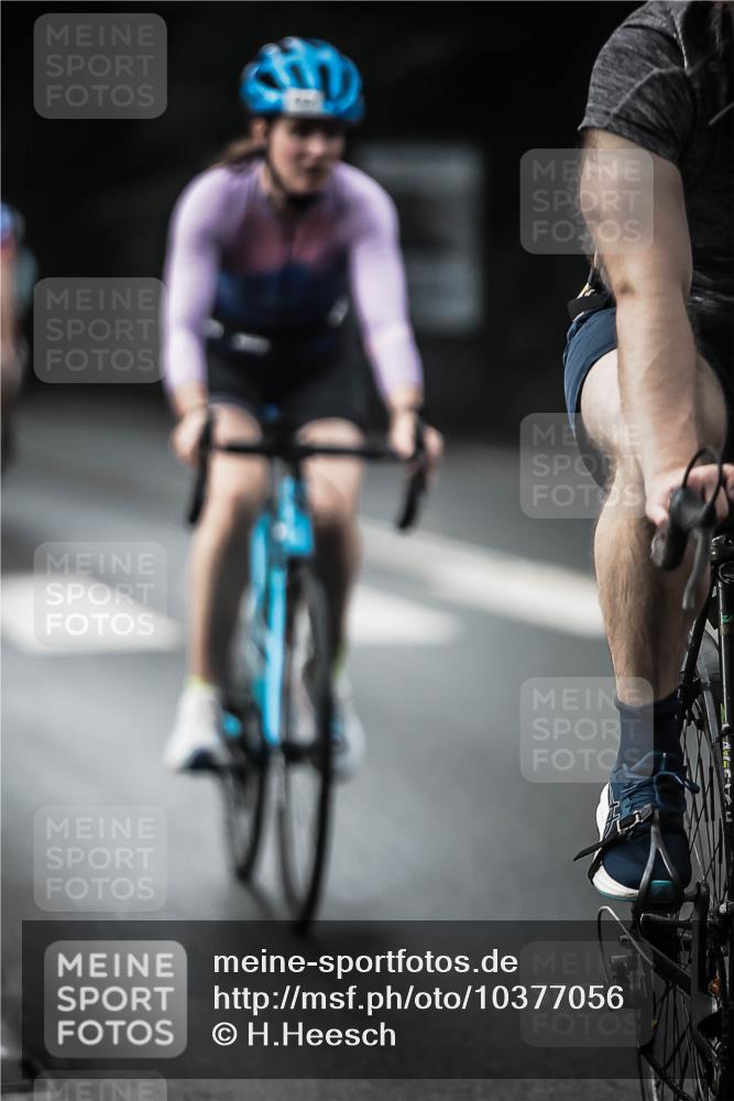 13.09.2026 - Stadtparktriathlon H.Heesch http://msf.ph/oto/10377056 13.09.2026 10:58:40 Radfahren 363, 407, 442, 450, 461, 483, 499, 502, 556, 573, 598, 602, 605, 611, 621, 630, 632, 634, 656, 668, 687 meine-sportfotos.de