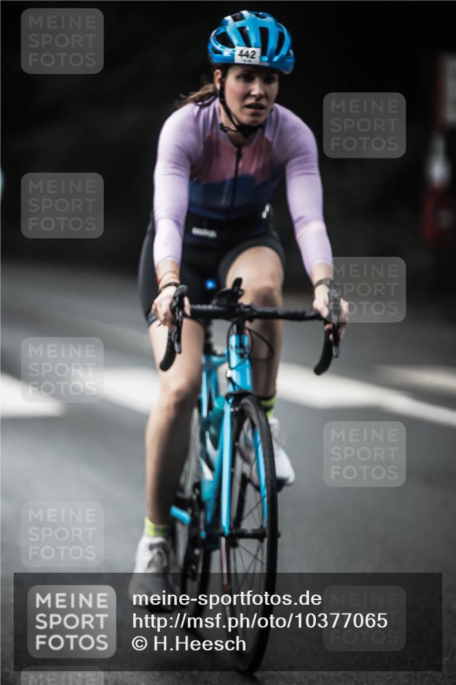 13.09.2026 - Stadtparktriathlon H.Heesch http://msf.ph/oto/10377065 13.09.2026 10:58:40 Radfahren 363, 407, 442, 450, 461, 483, 499, 502, 556, 573, 598, 602, 605, 611, 621, 630, 632, 634, 656, 668, 687 meine-sportfotos.de