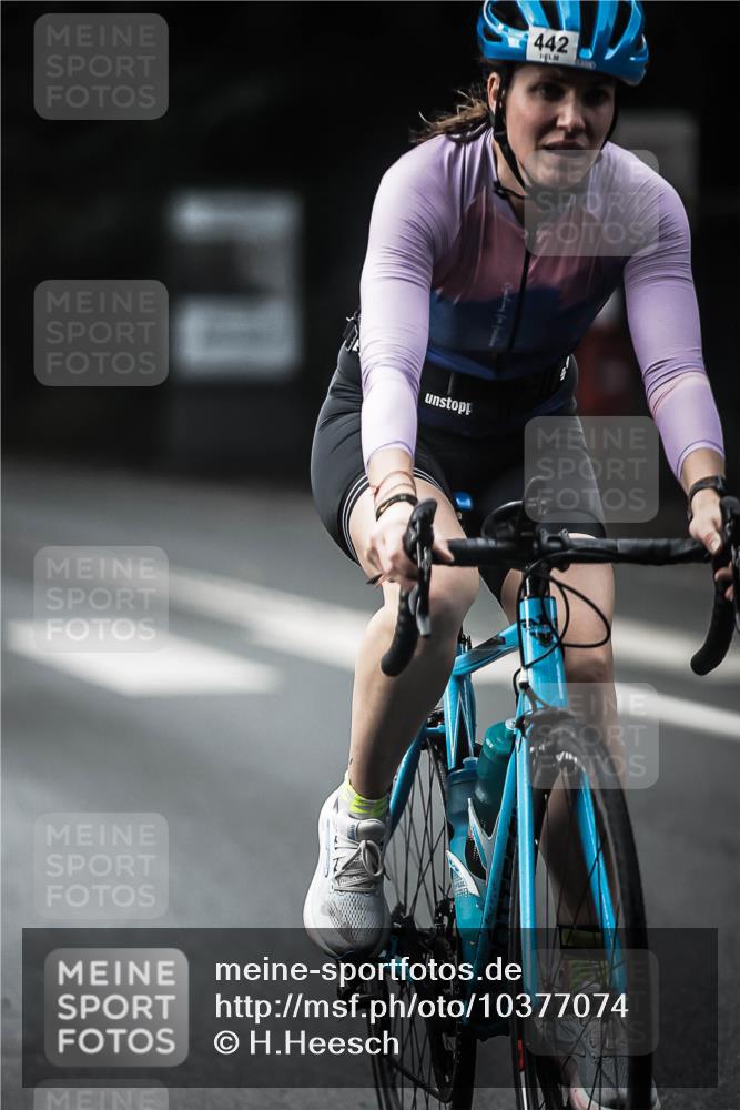 13.09.2026 - Stadtparktriathlon H.Heesch http://msf.ph/oto/10377074 13.09.2026 10:58:41 Radfahren 363, 407, 442, 450, 483, 499, 502, 556, 573, 598, 602, 605, 611, 621, 630, 632, 634, 656, 668, 687 meine-sportfotos.de