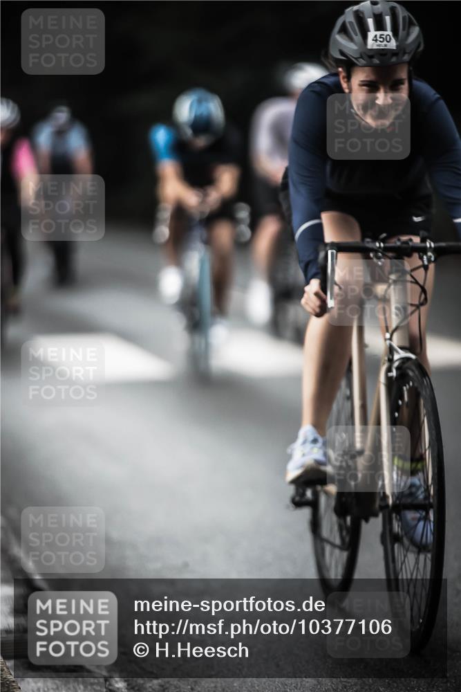 13.09.2026 - Stadtparktriathlon H.Heesch http://msf.ph/oto/10377106 13.09.2026 10:58:43 Radfahren 407, 442, 450, 483, 499, 502, 548, 556, 573, 598, 605, 611, 621, 630, 632, 634, 656, 665, 668 meine-sportfotos.de