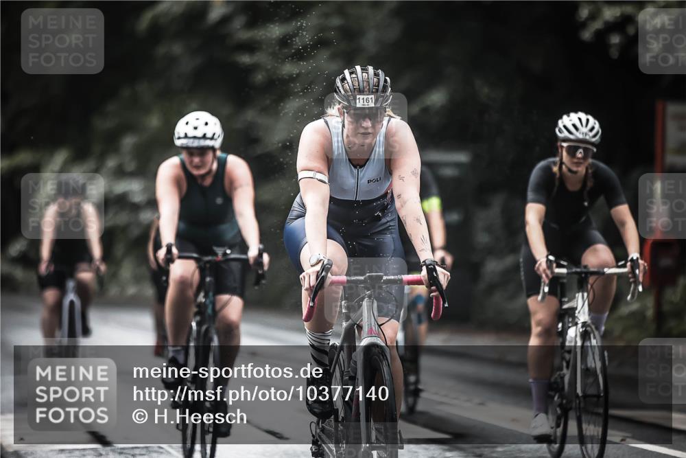 13.09.2026 - Stadtparktriathlon H.Heesch http://msf.ph/oto/10377140 13.09.2026 12:18:51 Radfahren 951, 974, 1008, 1029, 1086, 1093, 1099, 1102, 1144, 1159, 1161, 1184 meine-sportfotos.de