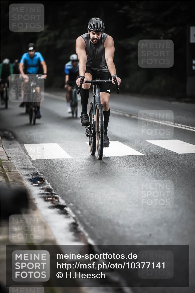13.09.2026 - Stadtparktriathlon H.Heesch http://msf.ph/oto/10377141 13.09.2026 10:58:46 Radfahren 407, 442, 450, 457, 478, 483, 499, 548, 556, 598, 605, 611, 630, 634, 656, 665, 668, 707 meine-sportfotos.de