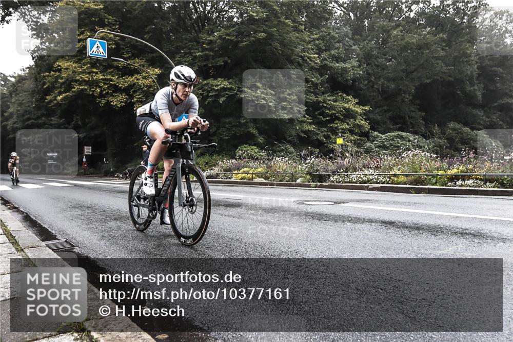 13.09.2026 - Stadtparktriathlon H.Heesch http://msf.ph/oto/10377161 13.09.2026 09:31:21 Radfahren 100, 151, 190 meine-sportfotos.de