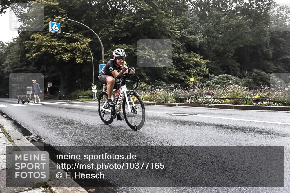 13.09.2026 - Stadtparktriathlon H.Heesch http://msf.ph/oto/10377165 13.09.2026 09:31:23 Radfahren 100, 151, 190 meine-sportfotos.de