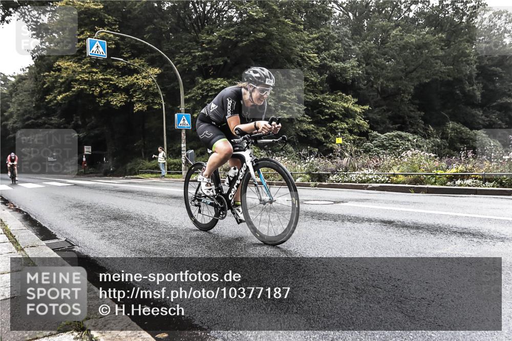 13.09.2026 - Stadtparktriathlon H.Heesch http://msf.ph/oto/10377187 13.09.2026 09:31:47 Radfahren 166, 204 meine-sportfotos.de