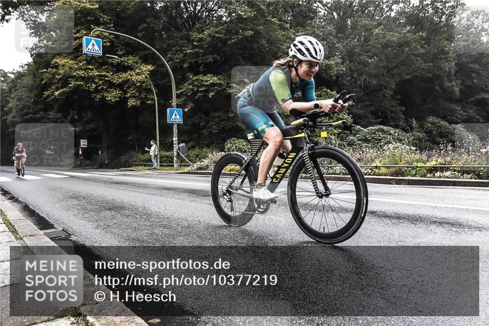 13.09.2026 - Stadtparktriathlon H.Heesch http://msf.ph/oto/10377219 13.09.2026 09:32:13 Radfahren 173, 207 meine-sportfotos.de