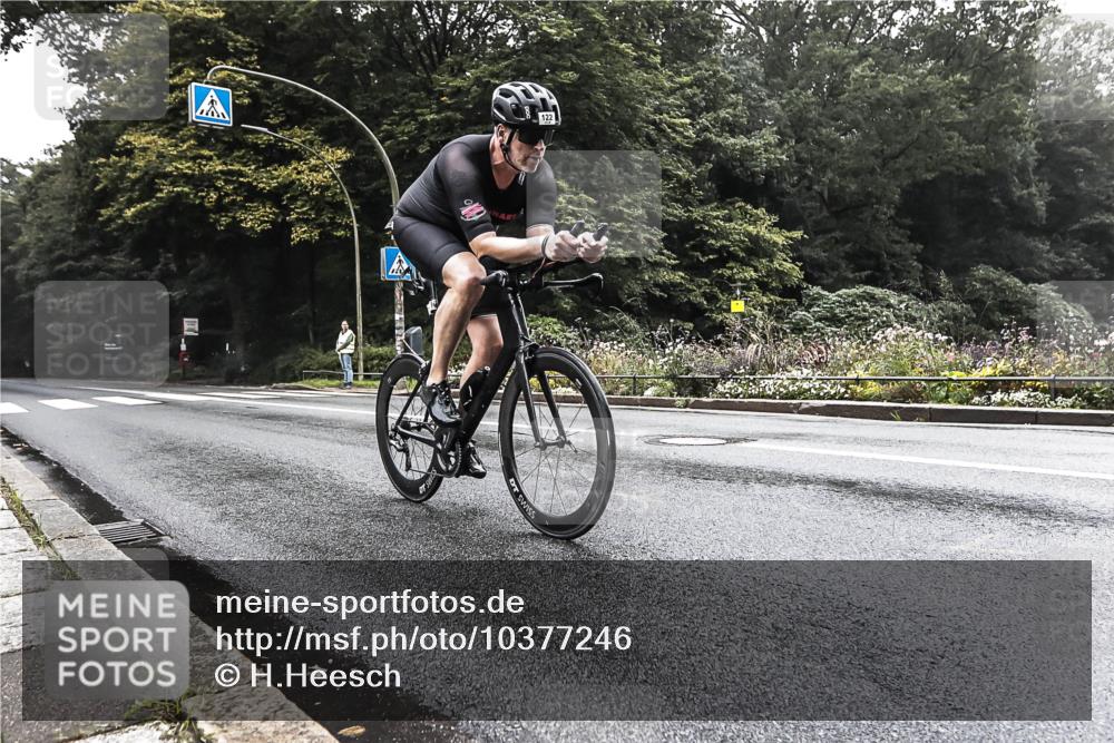 13.09.2026 - Stadtparktriathlon H.Heesch http://msf.ph/oto/10377246 13.09.2026 09:32:43 Radfahren 122 meine-sportfotos.de